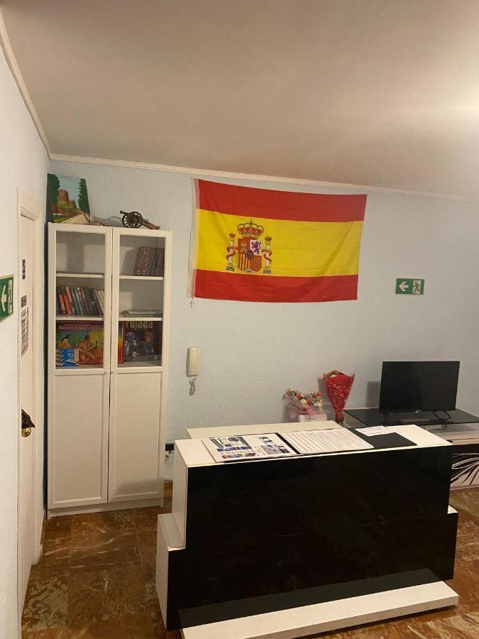 Pension El Dorado Alicante Exteriör bild