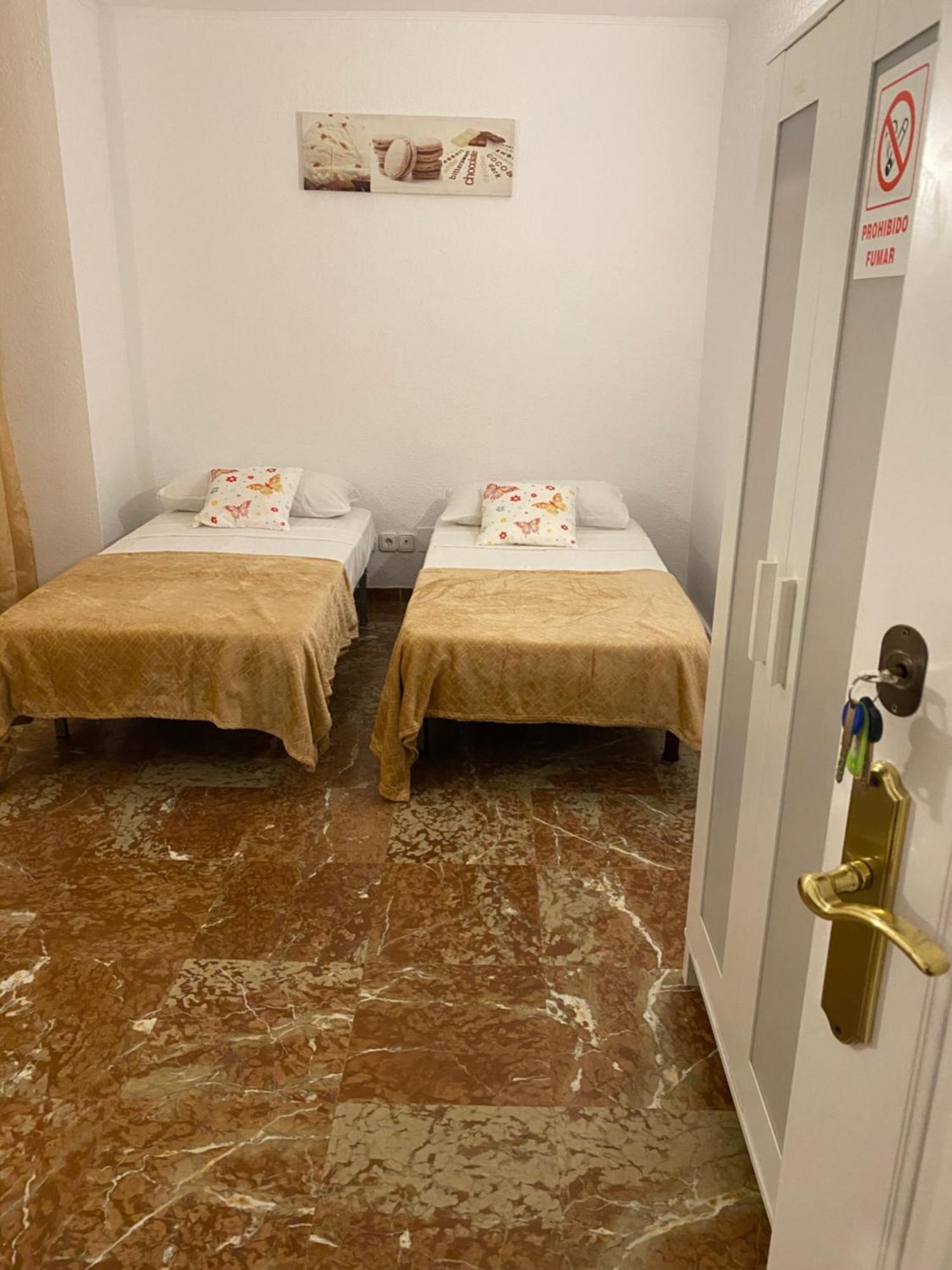 Pension El Dorado Alicante Exteriör bild